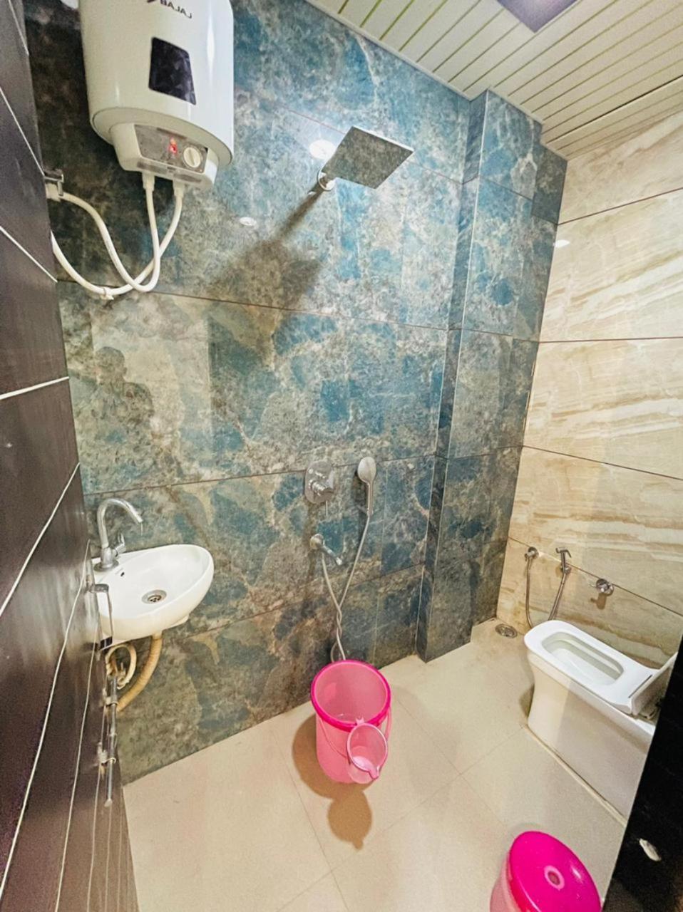 Hotel Shree Shyam Sharnam Godarpura Exterior photo